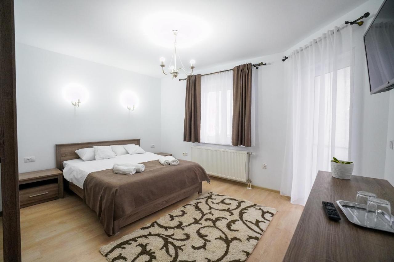 Casa Alessias Hotel Vişeu de Sus Eksteriør billede